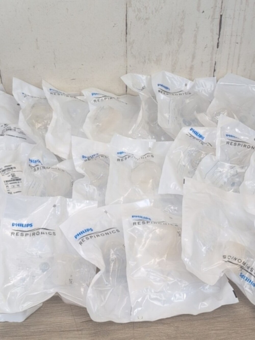 Lot Of 22 Philips Wisp nasal mask cushion Small/ Medium #  1094087 - B